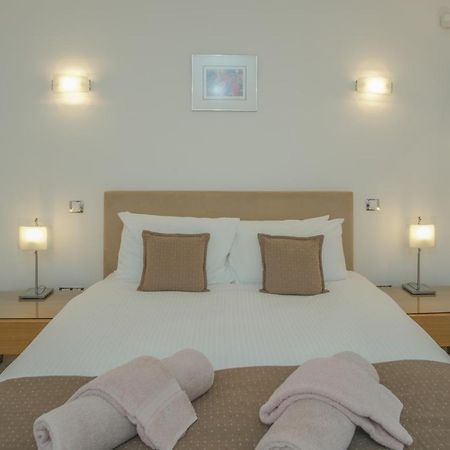 Casa Monte Cristo Apartments - Lemon ลากอส ภายนอก รูปภาพ